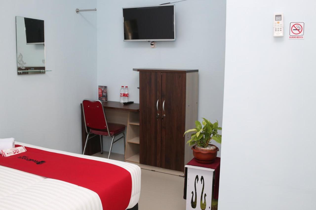 Reddoorz Syariah Near Suncity Mall Madiun Kültér fotó