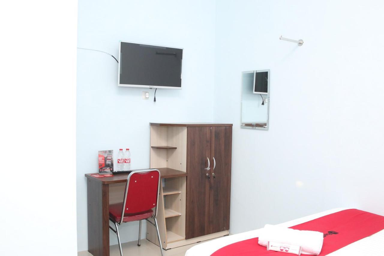 Reddoorz Syariah Near Suncity Mall Madiun Kültér fotó