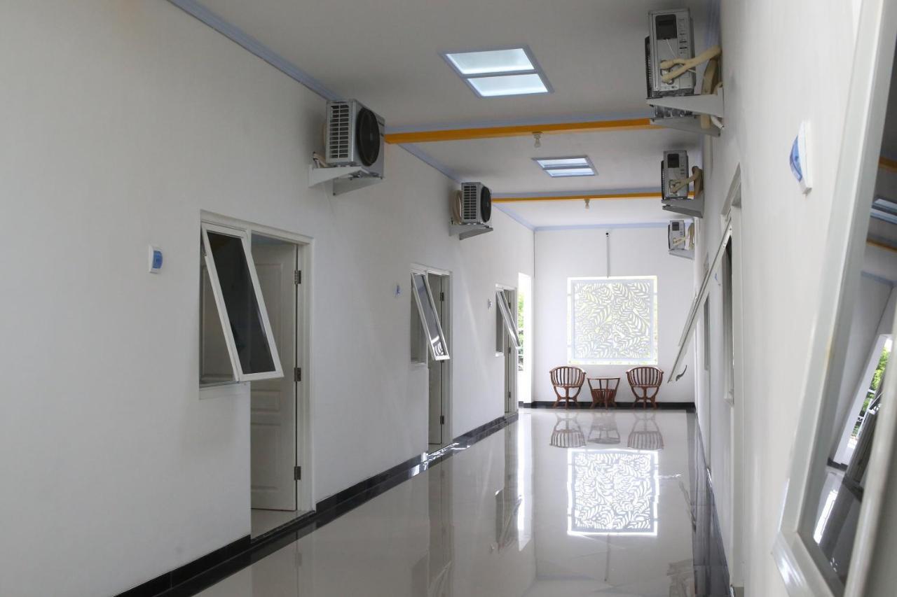 Reddoorz Syariah Near Suncity Mall Madiun Kültér fotó