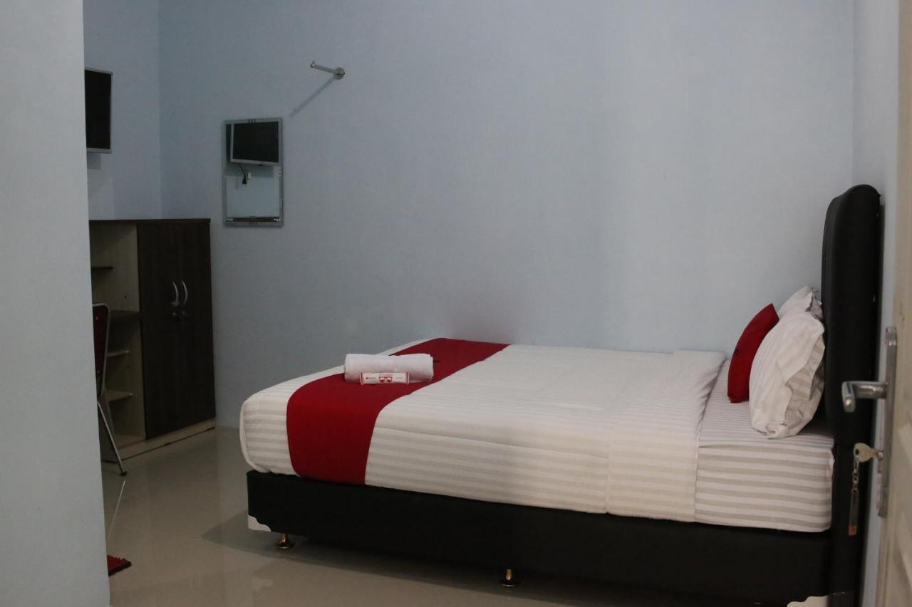 Reddoorz Syariah Near Suncity Mall Madiun Kültér fotó